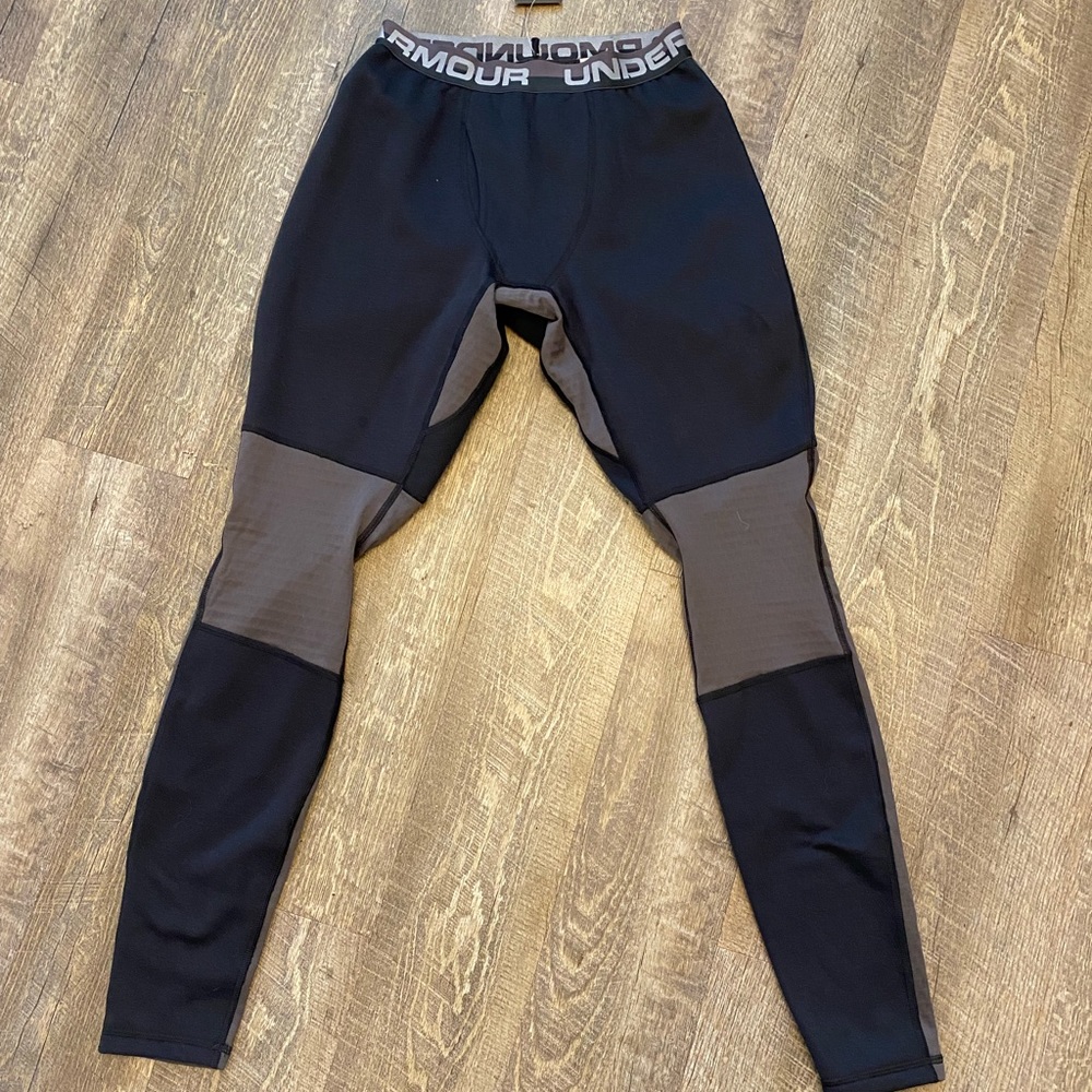 Men’s Under Armour Cold Gear Pants NWT size Medium